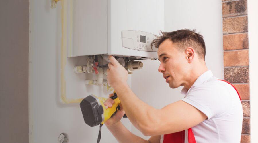 Local expert plumbing services in Devils Elbow, MO